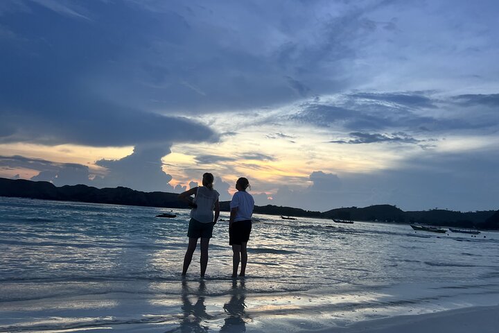 Lombok Private Car Hire with Driver Customizable Tour