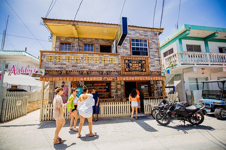 Belizean Bites Lunch Food Tour in San Pedro