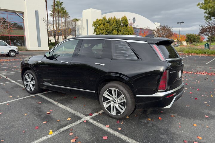 Healdsburg 6 Hour Wine Tour with Luxury SUV - Seats up to 4