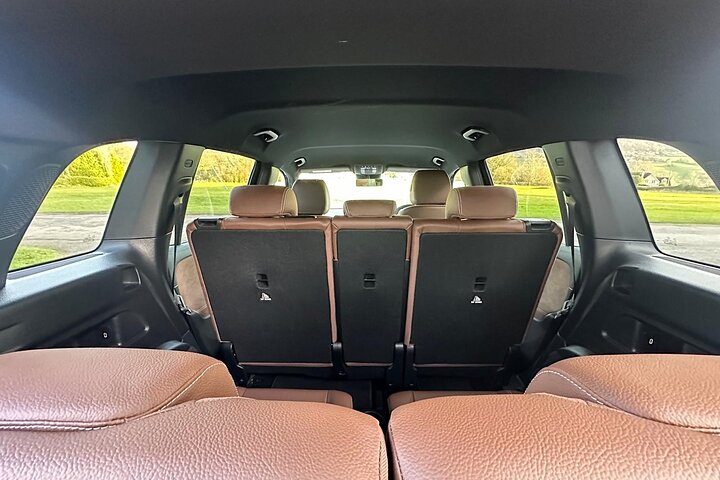 Private Cotswolds Day Tour: Small-Group Luxury in a Mercedes