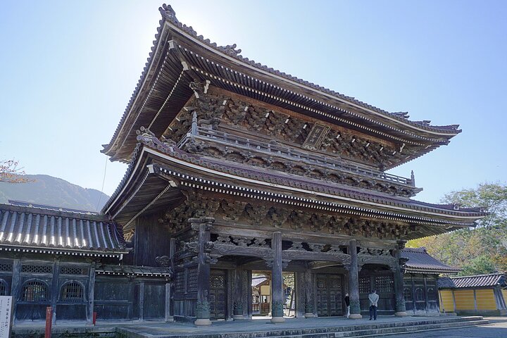 Toyama: Zen Architecture and Philosophy at Zuiryu-ji Temple