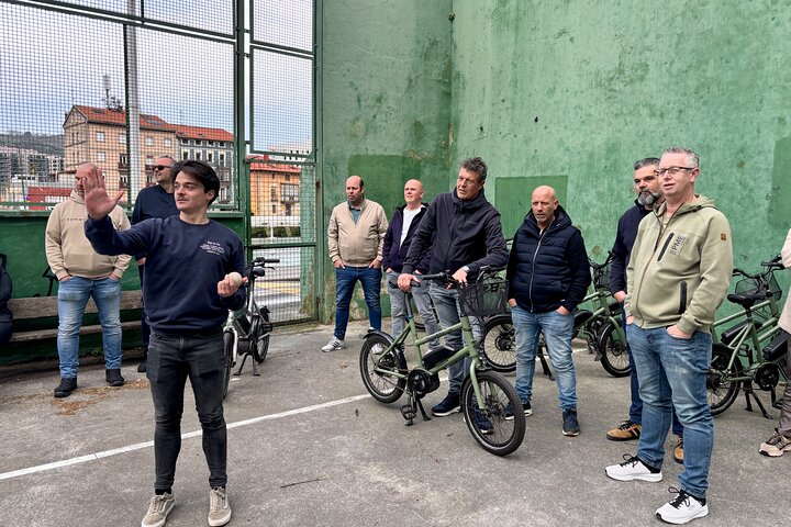 Bilbao Highlights 3-hour E-Bike tour: Small Group or Private Tour