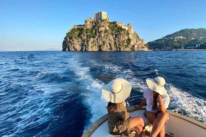 Private Half-Day Boat Tour of Ischia or Procida