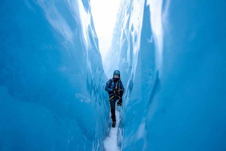 Skaftafell: Blue Ice Maze Glacier Hike on Vatnajökull