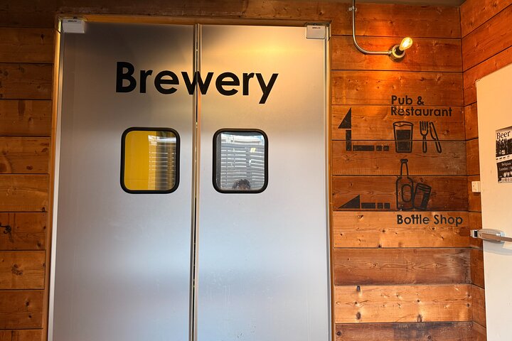Brews of Osaka: Local Craft Beer & Tasting Tour
