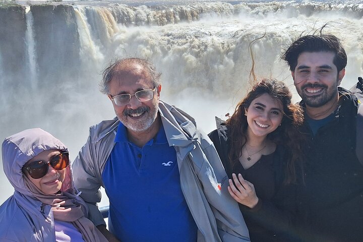 Private Iguazu waterfalls In 2 days : Brazil & Argentina