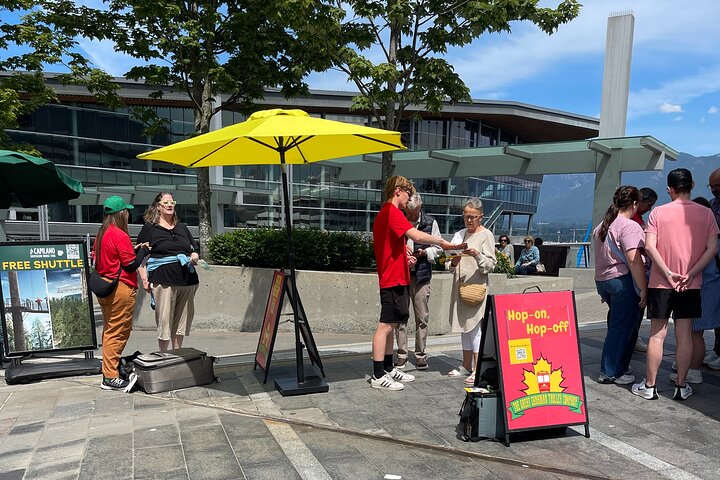 Vancouver Hop On Hop Off Trolley Tour w/ 20 Stops & Live Guide