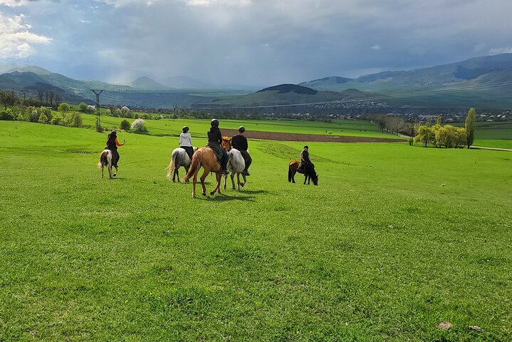 2-Day Horse Riding Tour Along the Debed Canyon