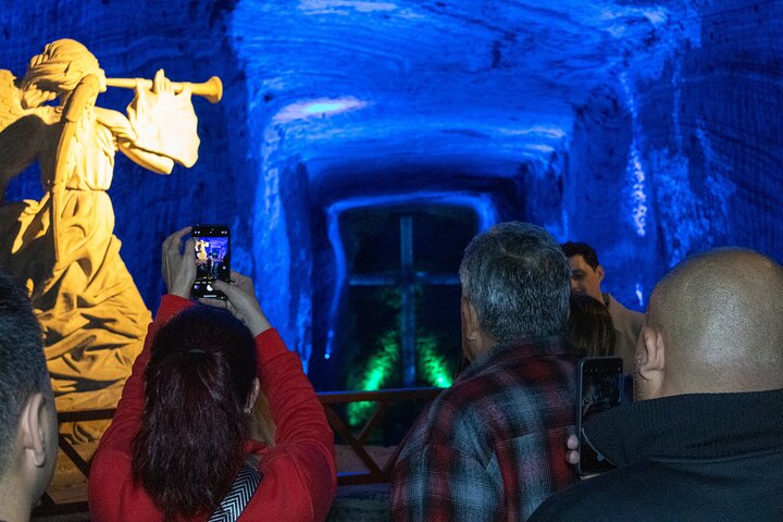 Shared Group Tour to Zipaquirá's Salt Cathedral with Pick up