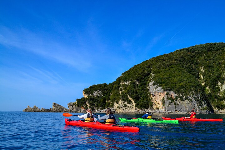 Parga Sea Kayak Adventure: Coastline & Aphrodite’s Cave