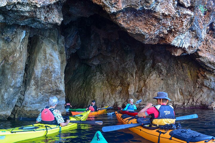 Parga Sea Kayak Adventure: Coastline & Aphrodite’s Cave