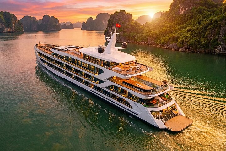 2D1N Elite Lan Ha Bay & Ha Long Bay Cruise with Infinity Pool