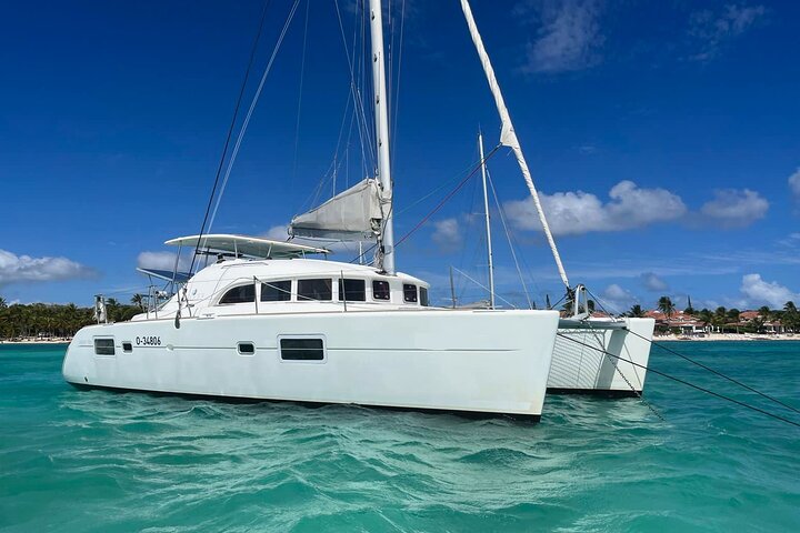 Milos Kleftiko Catamaran Cruise with Lunch Drinks and Snorkeling