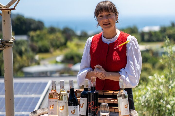 Waiheke Island Gourmet Food and Wine Tour