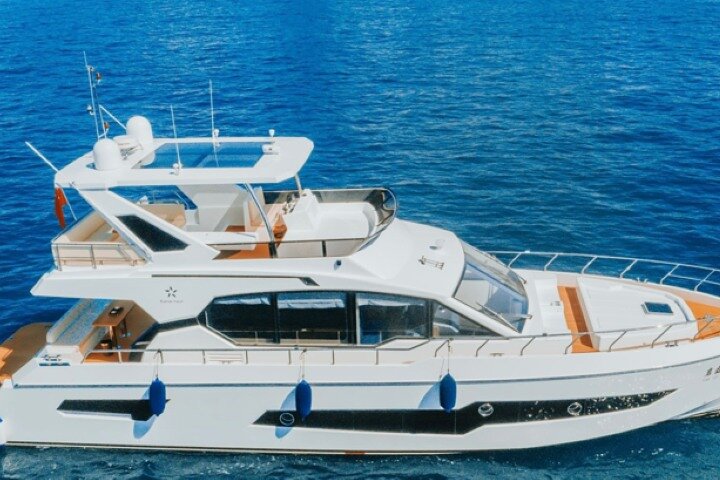 Hainan Sanya Yacht Fun 3 Hour Private Charter