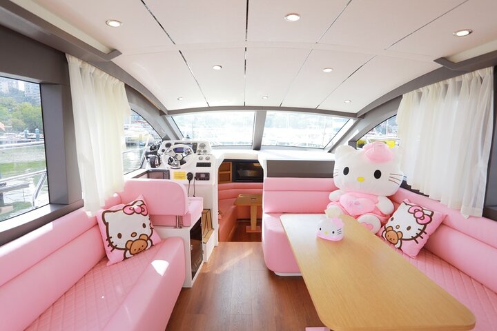 Hainan Sanya Yacht Fun 3 Hour Private Charter