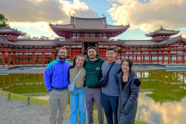 Slow Cycling Tour at Uji's Matcha Green Tea Fields and Heritage