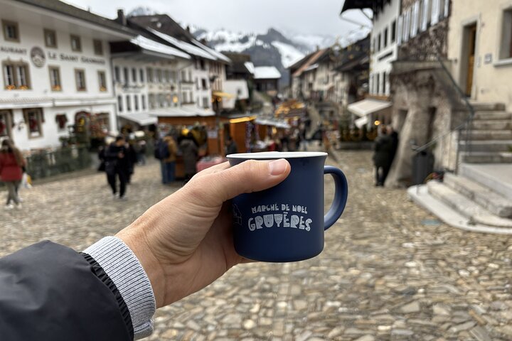 Gruyères Cheese and Chocolate tour from Geneva with local host