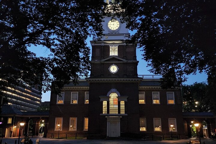 Dark Philly Adult Night Tour