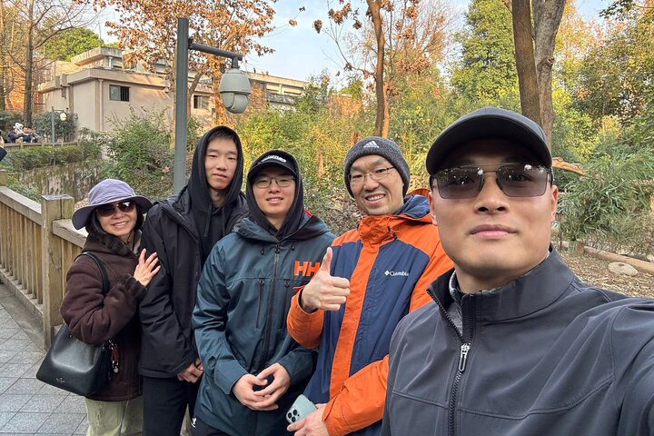 Private Chengdu Panda Base Tour with Hotel Pickup