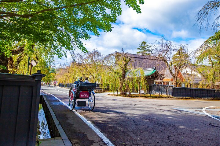 Akita: Kakunodate Samurai District & Residence Tour