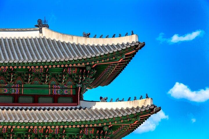 Seoul: Gyeongbok Palace, Hanok Village, and Gwangjang Tour