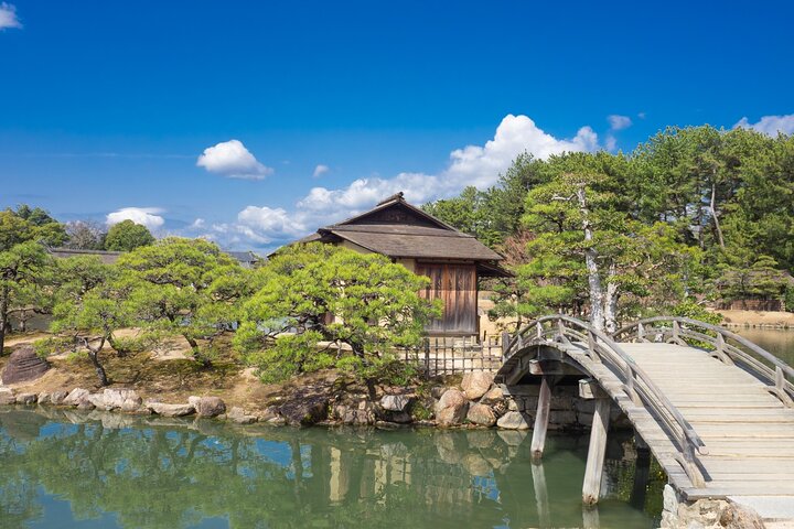 Okayama: Castle & Korakuen Garden Heritage Walk