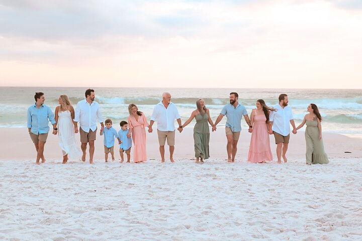 Private Vacation Photoshoot with Photographer in Isle of Palms