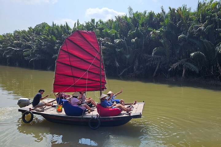 Ben Tre Mekong Zig Zag: Scooter, Sailboat, and Food (Full day)
