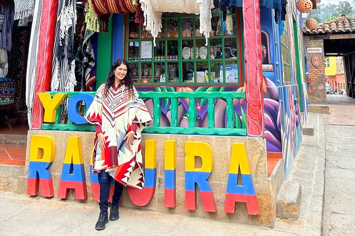 Ráquira Colors & Culture: Day Trip with Lunch & Transport