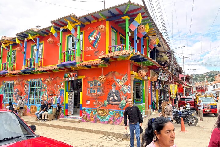 Ráquira Colors & Culture: Day Trip with Lunch & Transport