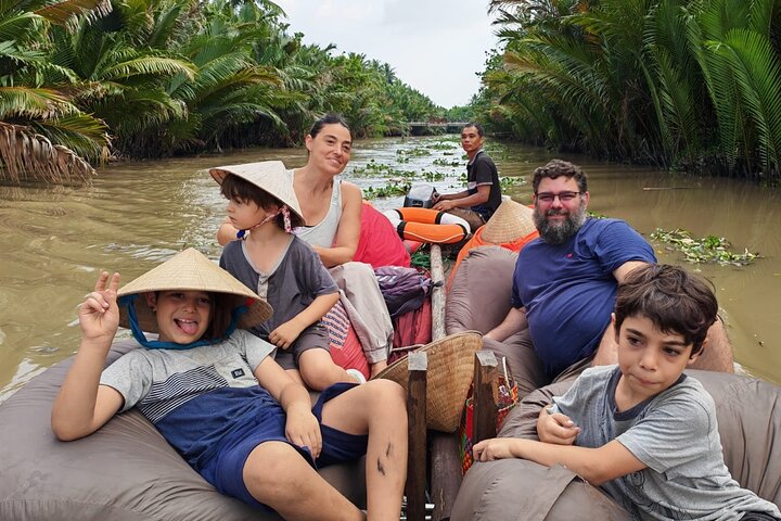 Ben Tre Mekong Zig Zag: Scooter, Sailboat, and Food (Full day)