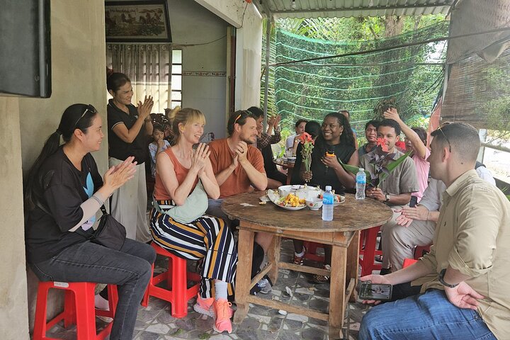 Ben Tre Mekong Zig Zag: Scooter, Sailboat, and Food (Full day)