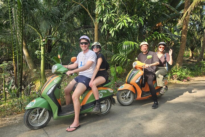 Ben Tre: Scooter, Culture, Sailboat and Mekong Food (Half Day)
