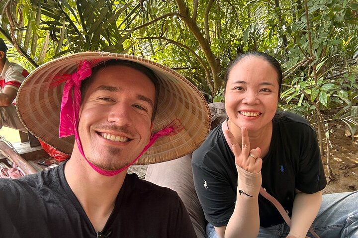 Ben Tre: Scooter, Culture, Sailboat and Mekong Food (Half Day)