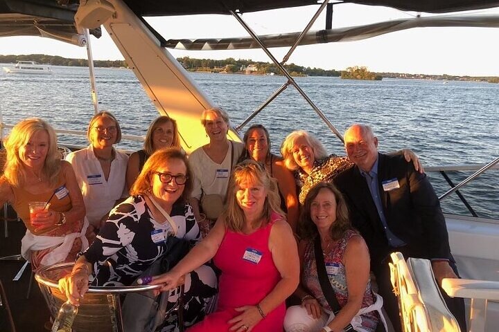 Sunday Brunch Cruise on Lake Minnetonka