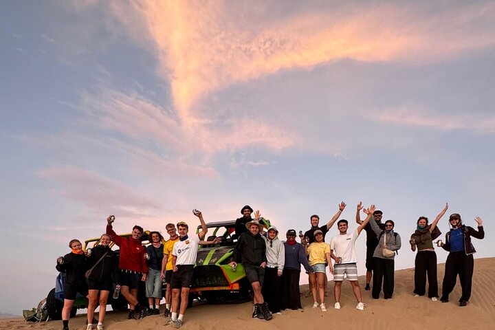 From Ica to Huacachina: Buggy and Sandboarding Tour with Sunset