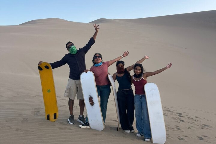 From Ica to Huacachina: Buggy and Sandboarding Tour with Sunset