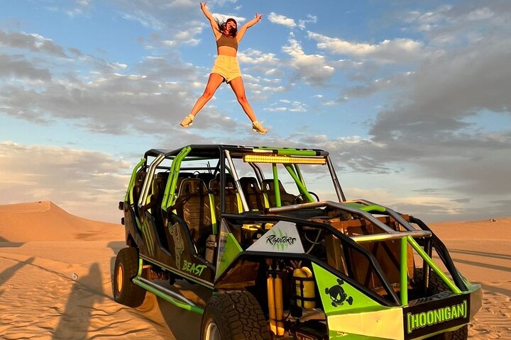 From Ica to Huacachina: Buggy and Sandboarding Tour with Sunset