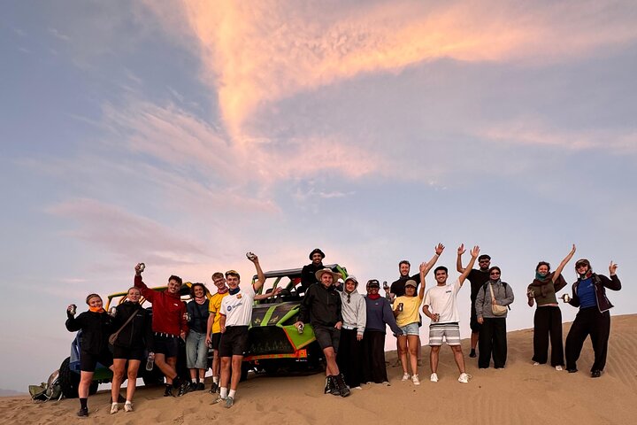From Ica to Huacachina: Buggy and Sandboarding Tour with Sunset
