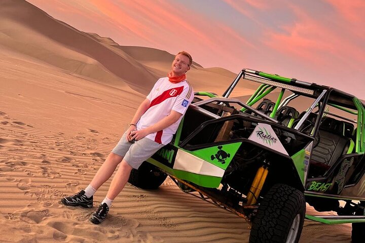From Ica to Huacachina: Buggy and Sandboarding Tour with Sunset