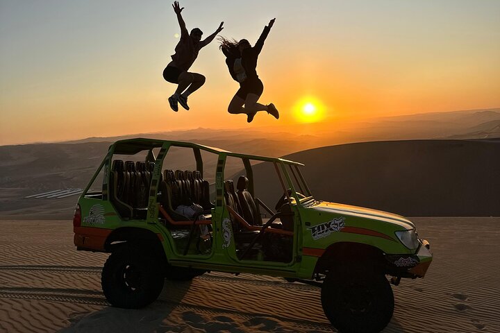From Ica to Huacachina: Buggy and Sandboarding Tour with Sunset