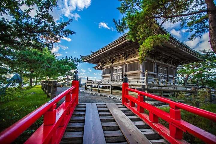 Matsushima: Scenic Bay Walk & Historic Temple Discovery