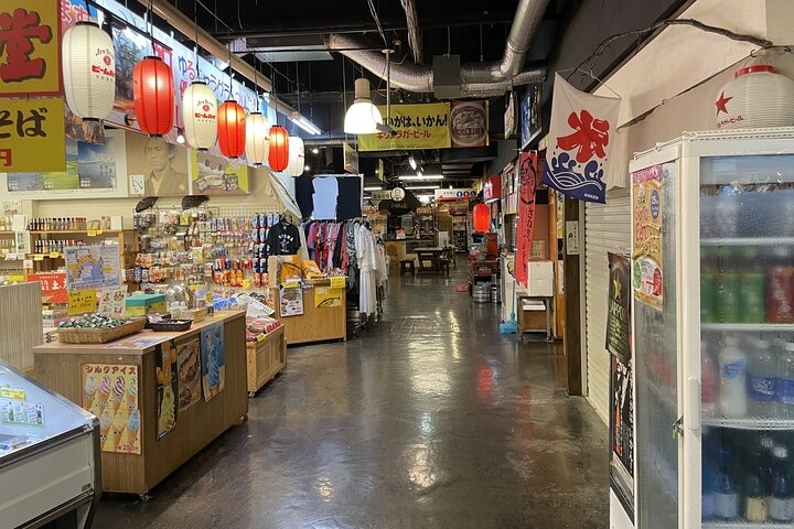 Kochi: Hirome Market Food Tour & Local Tasting Walk