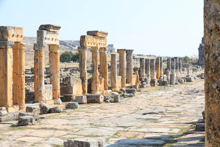 Semi-Private Tour to Pamukkale, Hierapolis, Laodicea with Lunch