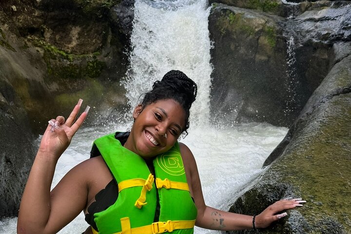 El Yunque Waterslide and Waterfall beach Tour with Food n Photos