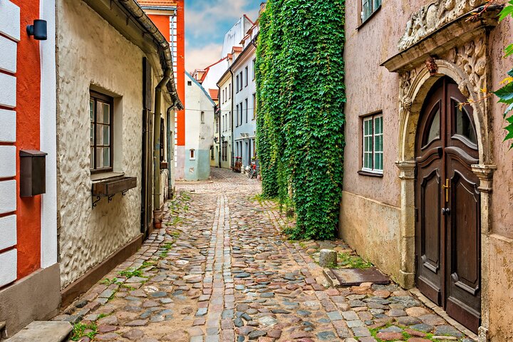 Deluxe Riga Tour from Cruise Port
