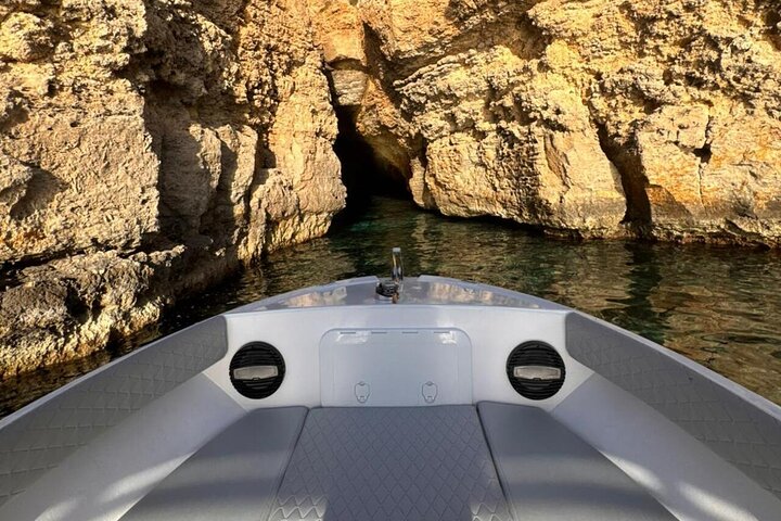 Malta: Private Boat Trip & Cruises Comino, Blue Lagoon, Gozo
