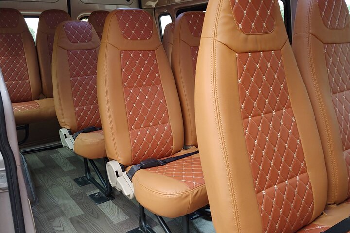 Private Transfers Hanoi Sapa One Way (Free Hotel Pickup)