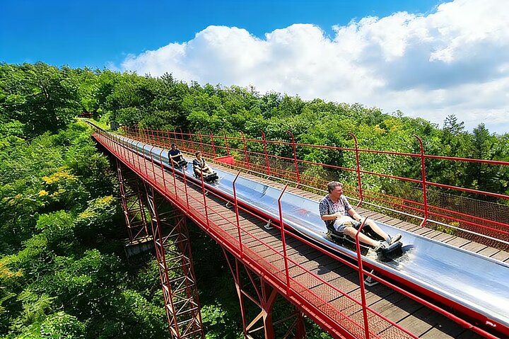 Zhengzhou Private Day Trip to Mutianyu Great Wall by Bullet Train